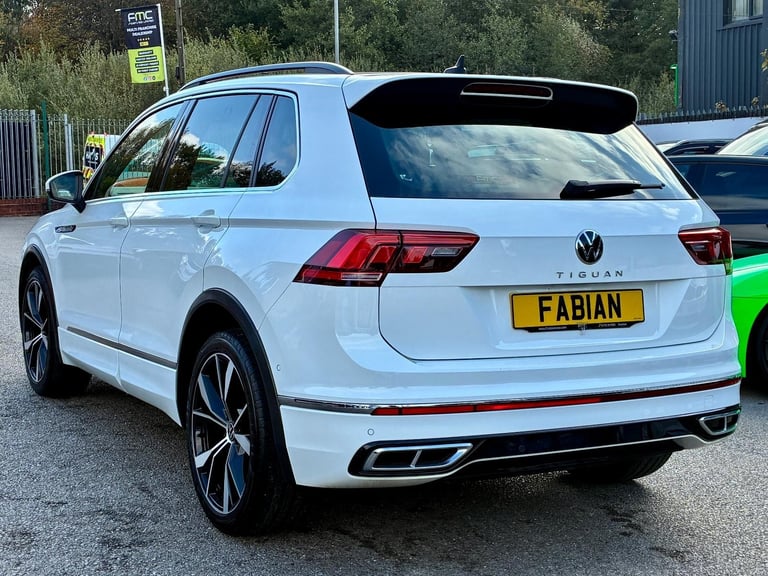 2020 Volkswagen Tiguan 1.5 TSI R-Line DSG **Lovely Example - Automatic**
