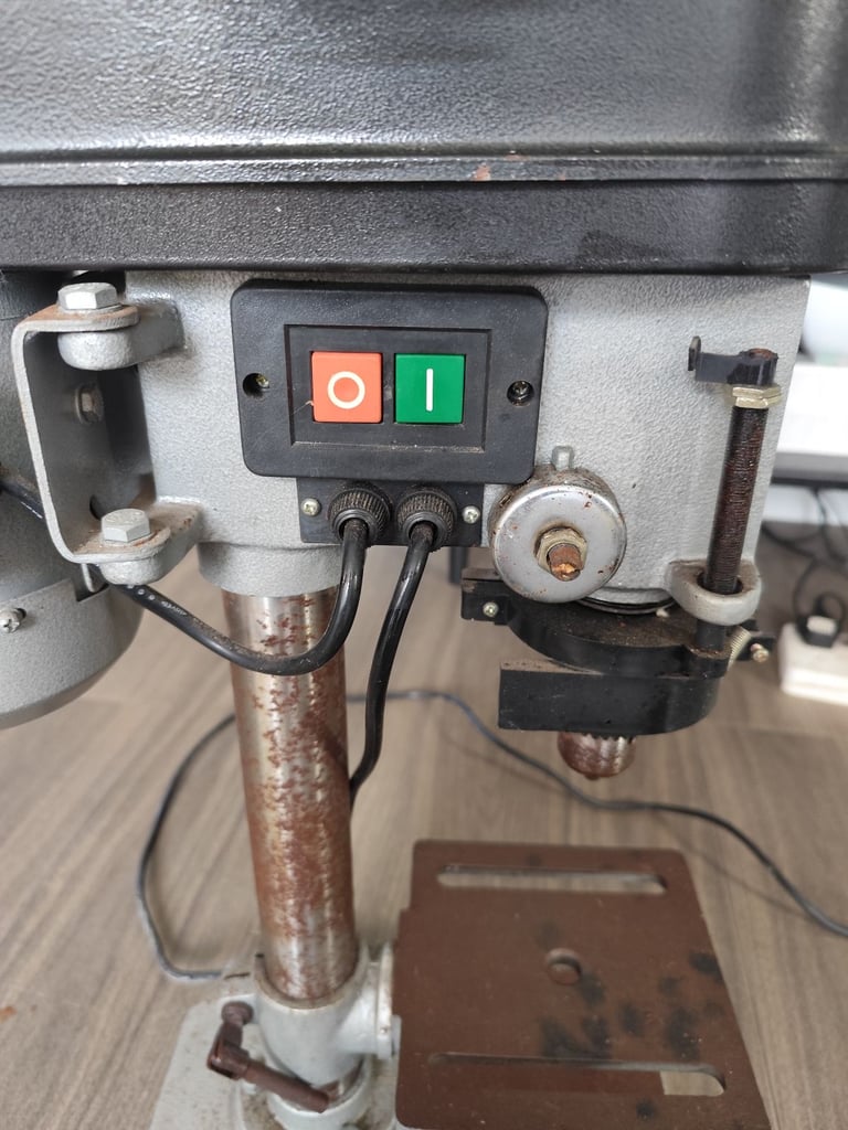 Pillar drill press