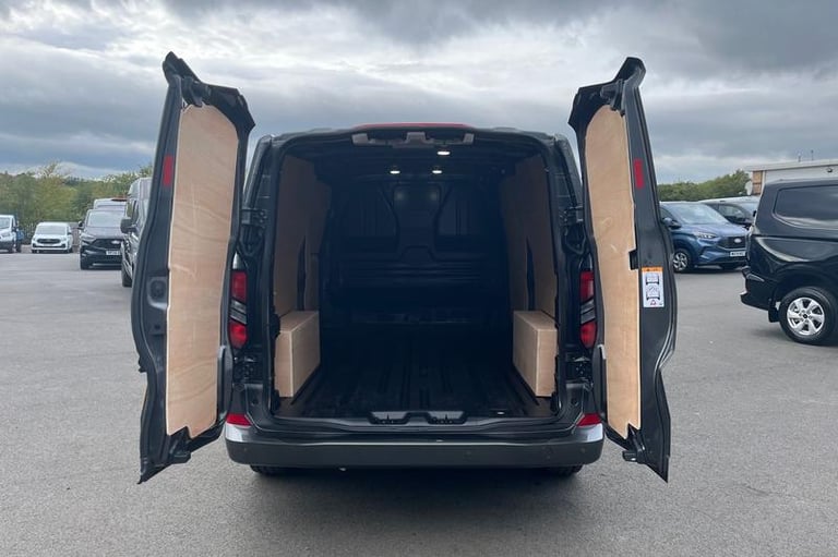 2024 Ford Transit Custom 300 Limited L2 LWB FWD 2.0 EcoBlue 136ps HEATED SEATS, REVERSE CAMERA, F...