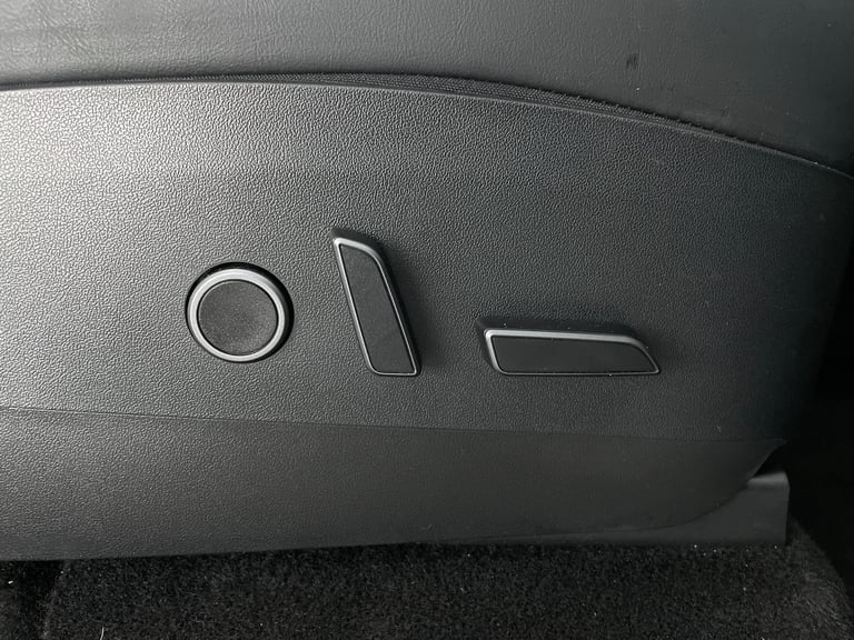 2022 Tesla Model Y (Dual Motor) Long Range SUV 5dr Electric Auto 4WDE (384 bhp) - REVERSE CAM  Su...