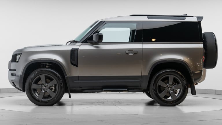 2025 Land Rover Defender (25 Reg) 90 3.0 D250 S Hard Top Commercial (3 Seat) (+VAT) Panel Van Die...