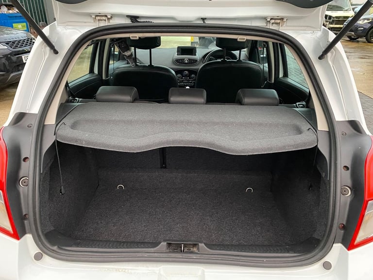 2012 Renault Clio 1.2 Dynamique TomTom Euro 5 5dr HATCHBACK Petrol Manual