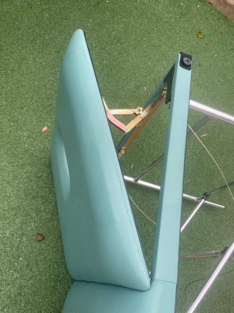 Large Portable Adjustable Massage Bed with Cushion Cover