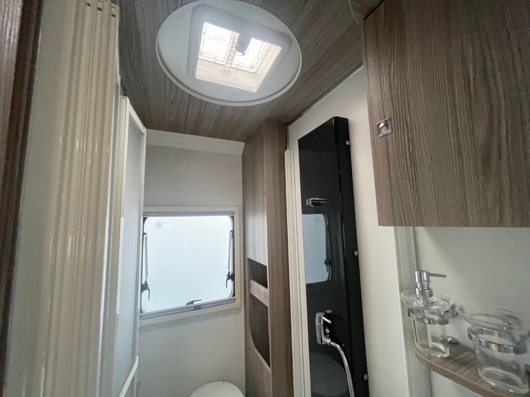 2020 BENIMAR PRIMERO 331 4 BERTH FIXED BED MOTORHOME WITH ONLY 6K MILES ANDERSON MOTORHOME SALES