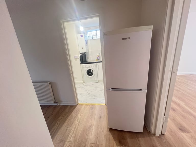 Brand New, Luxury, 1 Bed Garden Flat, 20 Mins To Central London 