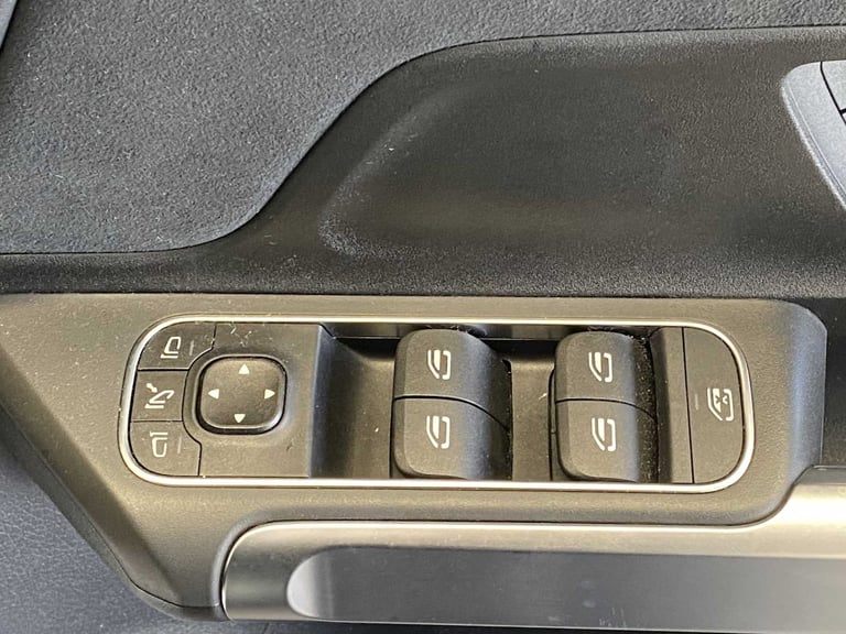 2022 Mercedes-Benz GLB 200 AMG Line Premium 5dr 7G-Tronic Estate Petrol Automatic