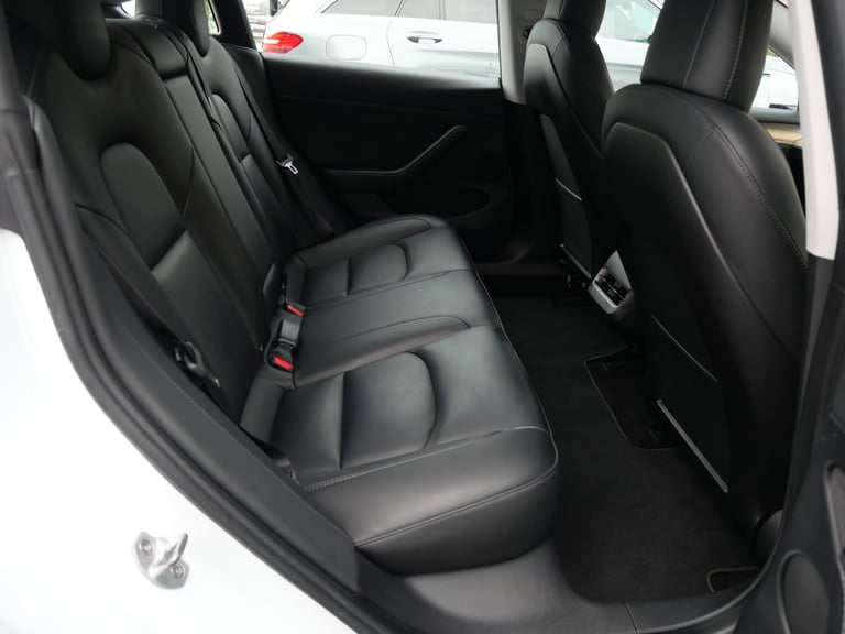2022 Tesla Model 3 Standard Range Plus Electric Auto RWD (241 bhp) 4dr Electric
