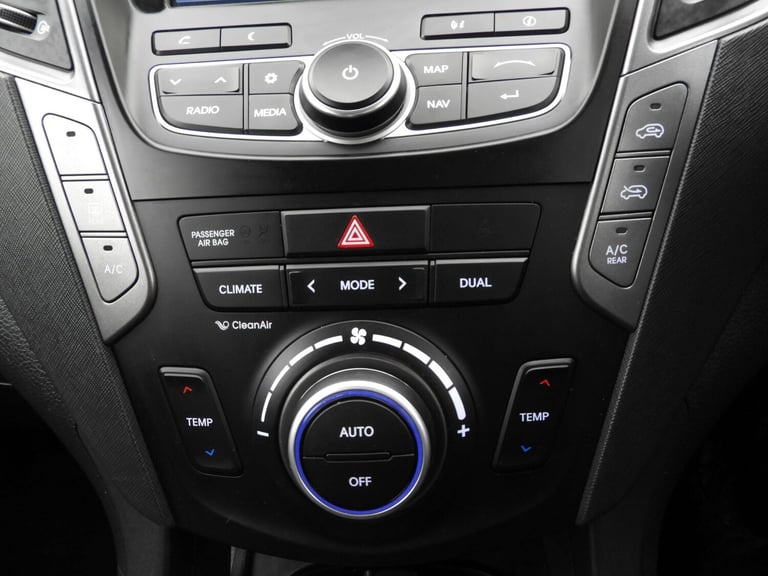 2014 Hyundai Santa Fe 2.2 CRDi Premium SUV 5dr Diesel Manual 4WD Euro 5 (7 seat) (194 bhp) ESTATE...