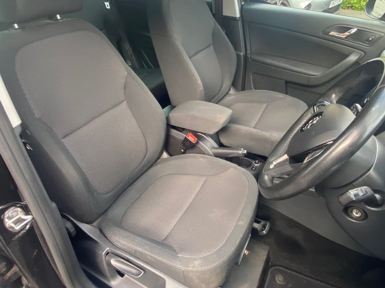 Skoda, YETI OUTDOOR, Hatchback, 2015, Manual, 1197 (cc), 5 doors