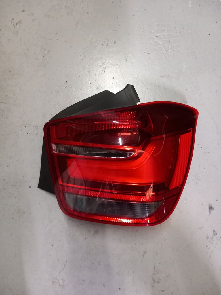 Bmw right side back light 