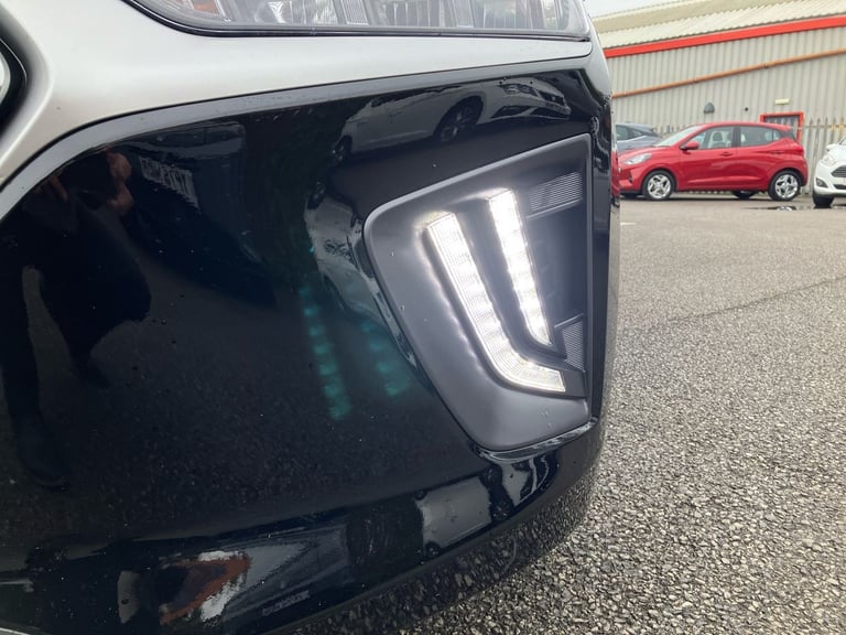 2022 Hyundai IONIQ 1.6 GDi Hybrid Premium 5dr DCT Hatchback PETROL/ELECTRIC Automatic