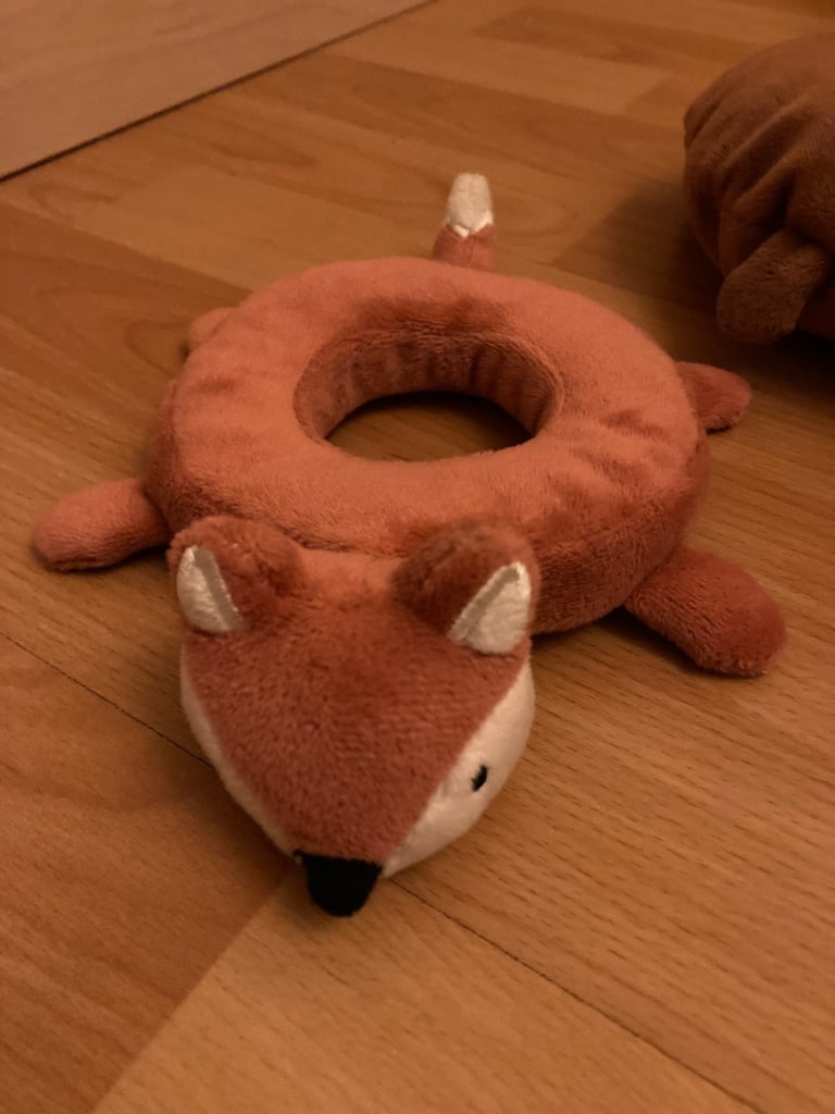 Selection of soft toys inc Peter rabbit bunny, giraffe, Winnie the Pooh and animal stacking ring