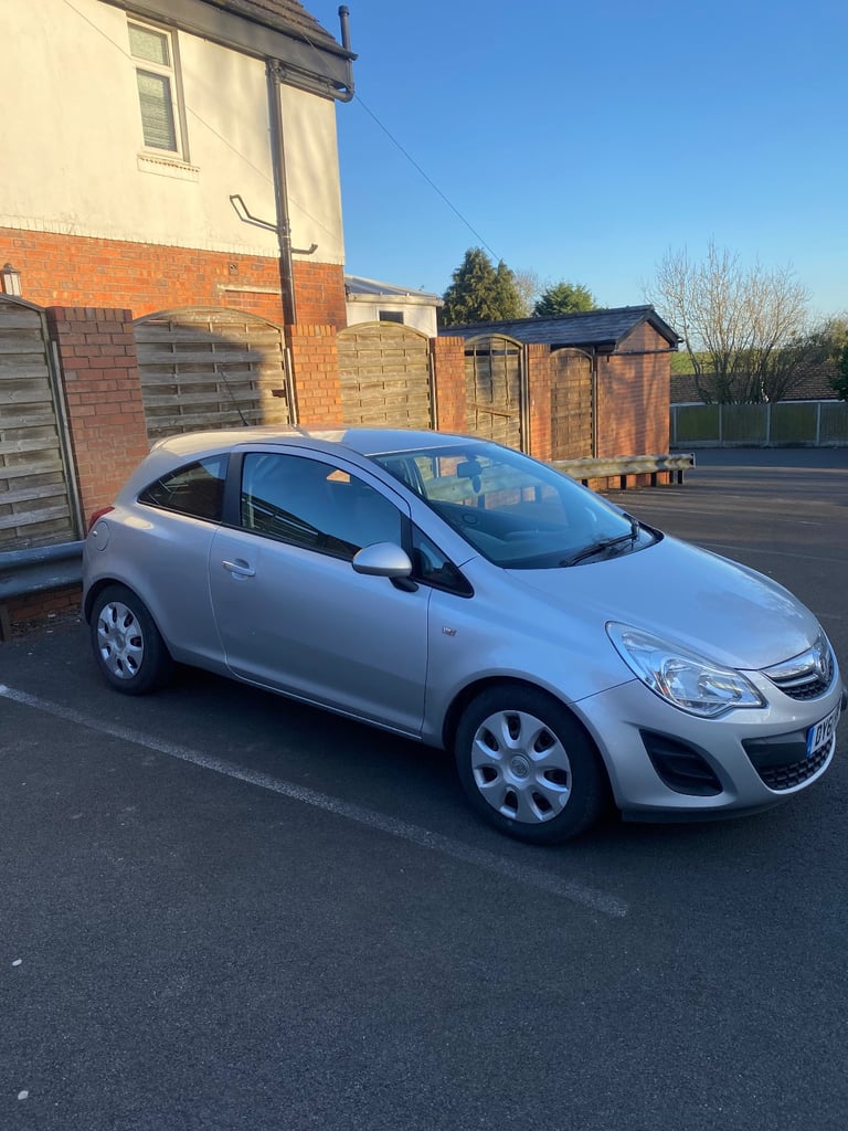Vauxhall Corsa 1.216V Exclusiv Hatchback 3dr Petrol Manual Euro 5 (A/C) (85 ps)
