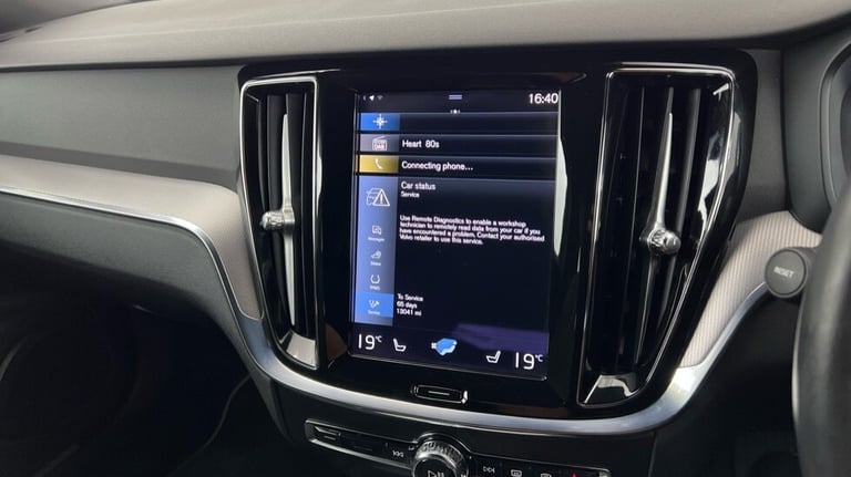 2020 Volvo V60 R-Design, B5 mild hybrid Estate Petrol Automatic