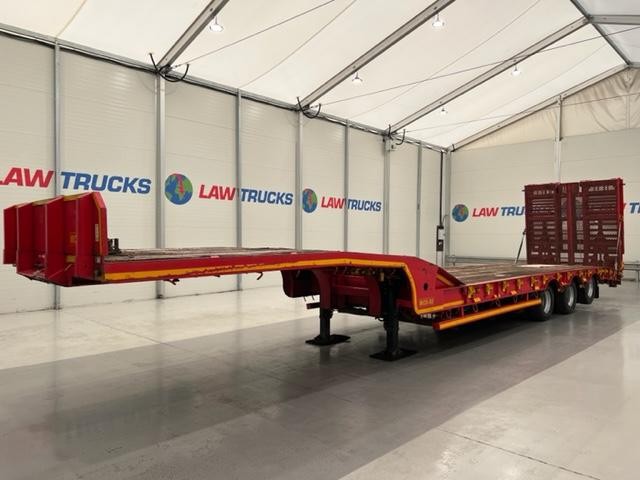 Montracon Tri Axle Stepframe Lowloader