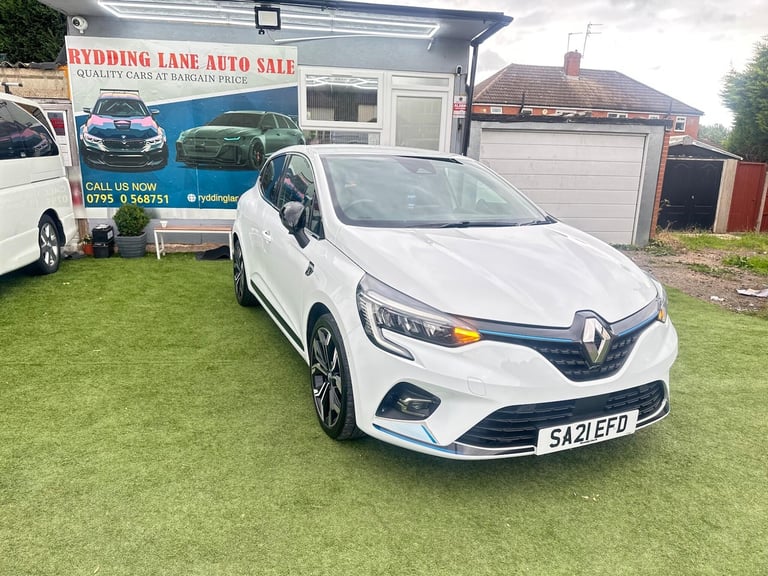 image for 2021 Renault Clio 1.6 E-TECH Launch Edition Auto Euro 6 (s/s) 5dr HATCHBACK Petrol/Electric Hybri...