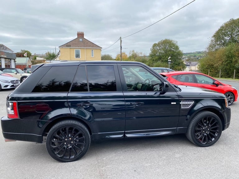 2011 Land Rover Range Rover Sport 3.0 TDV6 Range Rover Sport Autobiography 4WD 5dr Estate Diesel ...