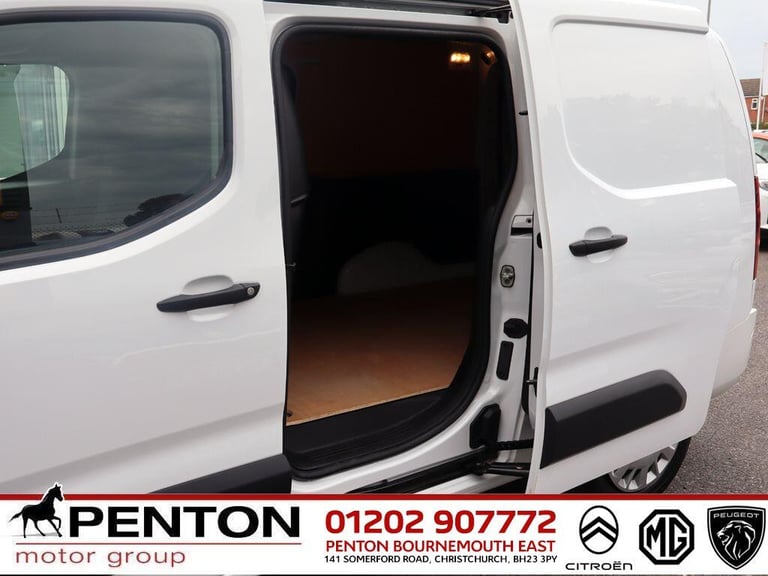 2020 Vauxhall Combo 1.5 Turbo D 2300 Sportive L2 H1 Euro 6 (s/s) 4dr PANEL VAN Diesel Manual