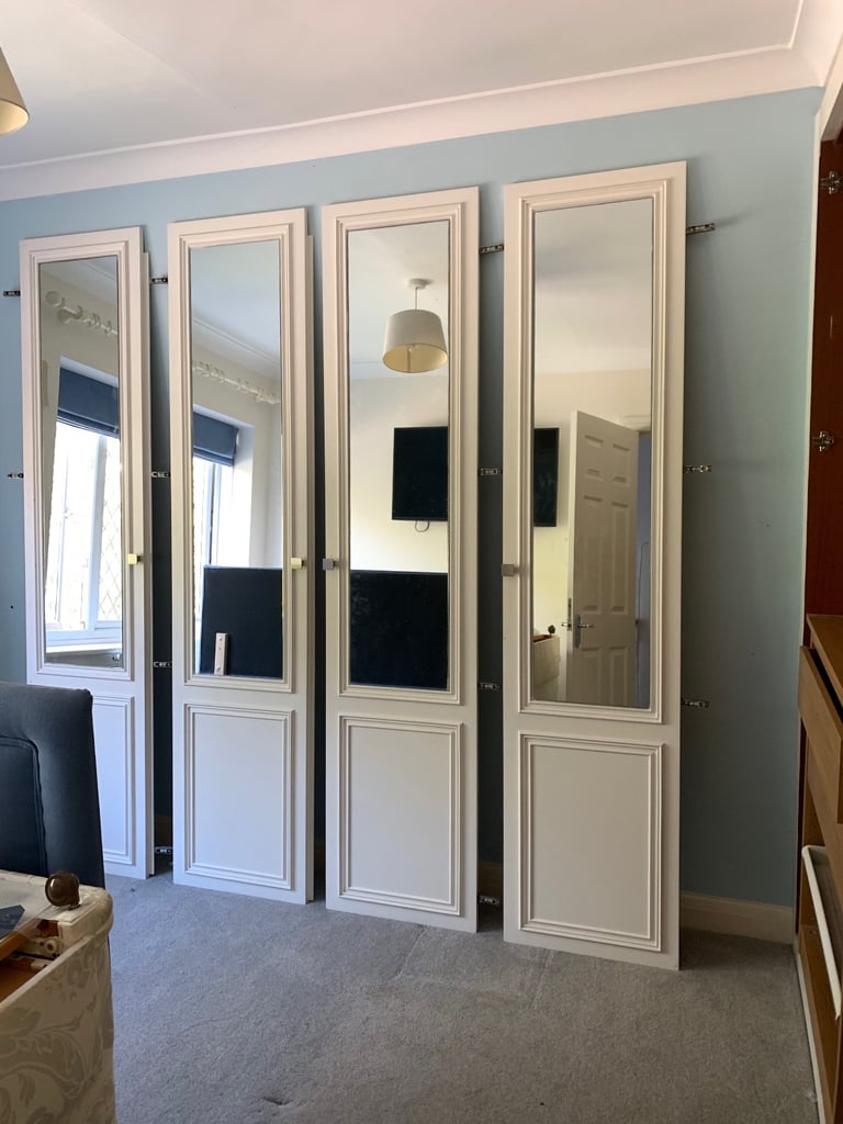 4 x wardrobe doors with mirrors 