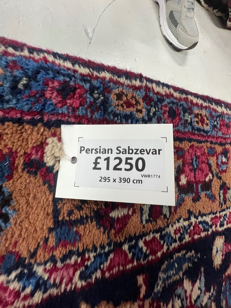 Persian sabzevar rug 295x390cm 