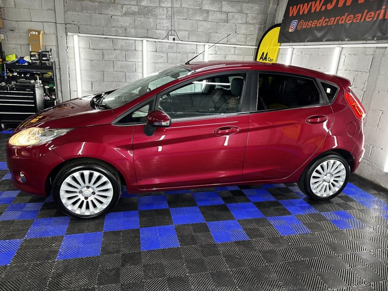 2011 Ford Fiesta 1.6 Titanium Hatchback 5dr Petrol Manual (134 g/km  118 bhp)