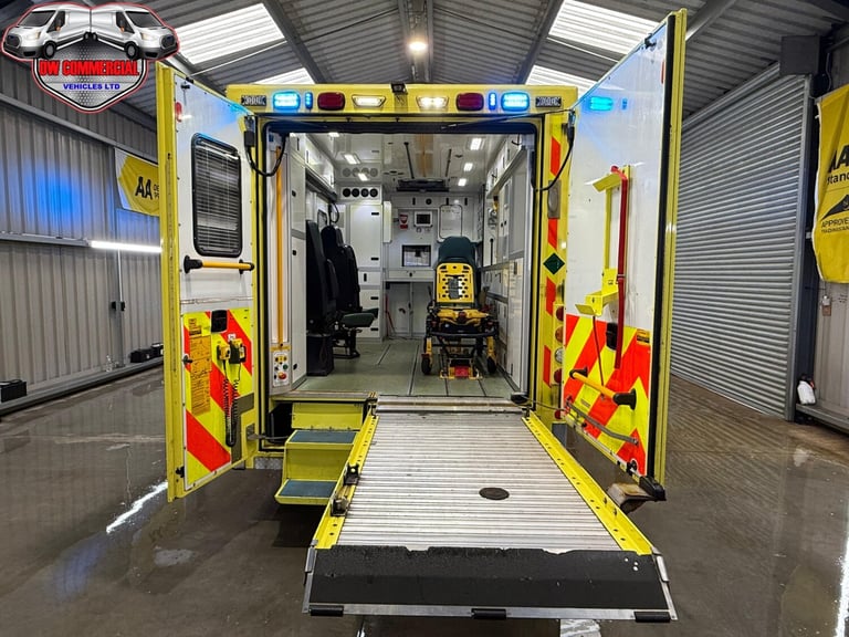 2015 Mercedes-Benz Sprinter 519 CDI MWB Automatic Ex-NHS Ambulance Service + VAT NA DIESEL Automatic