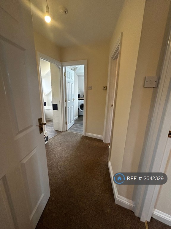 1 bedroom flat in Belvoir Road, Bristol, BS6 (1 bed) (#2642329)