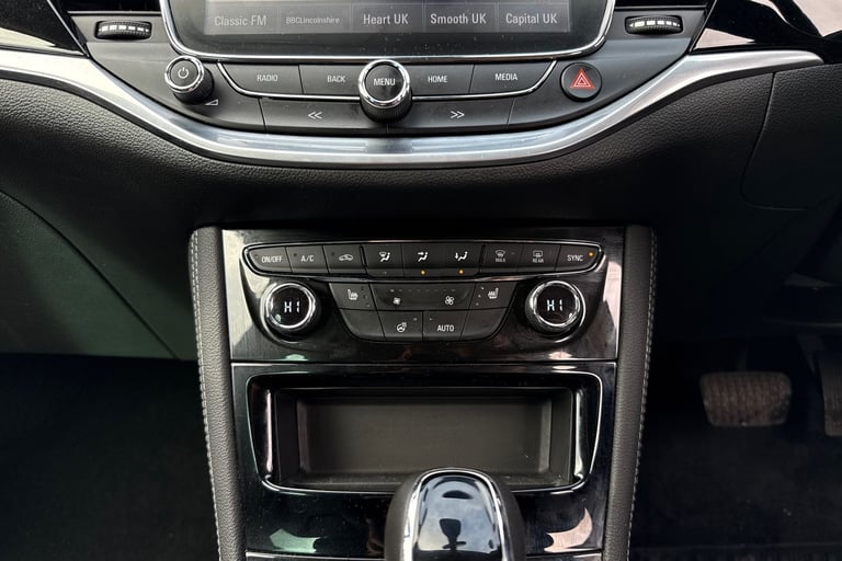 2019 Vauxhall Astra 1.6 CDTi 16V 136 Elite Nav 5dr Auto Hatchback DIESEL Automatic