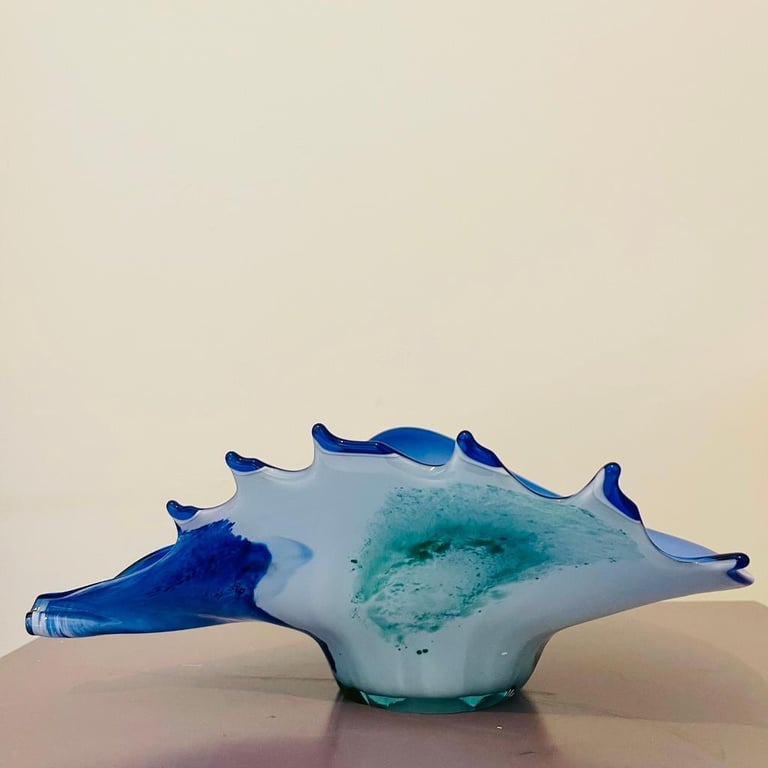 Vintage 1970s Murano Glass Centerpiece Shell Bowl Beautiful Blue 