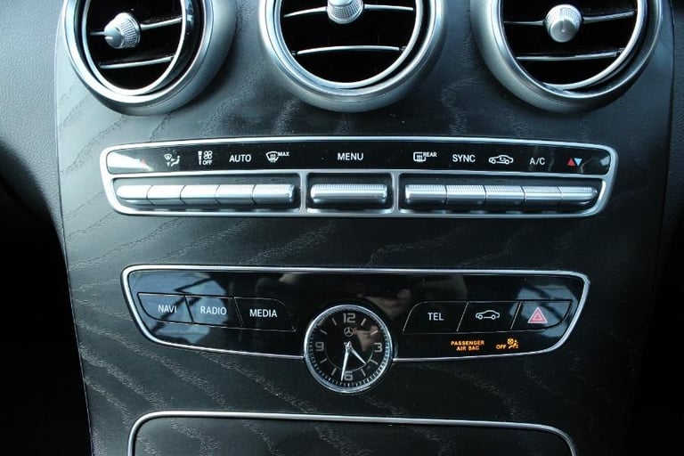 2020 Mercedes-Benz C-Class 2.0 C300d Amg Line (premium) Cabriolet 2dr Diesel G Tronic Plus Euro 6...