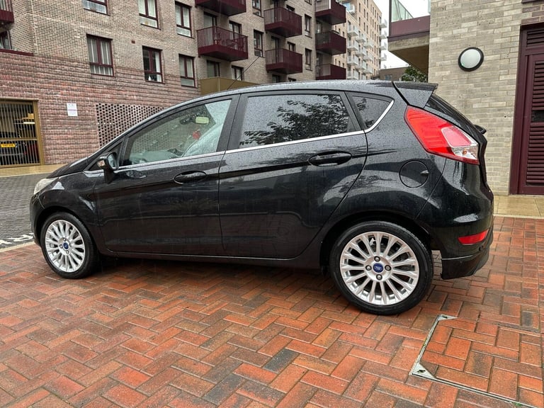  Ford Fiesta 1.0T EcoBoost Titanium Euro 5 (s/s) 5dr Petrol Manual