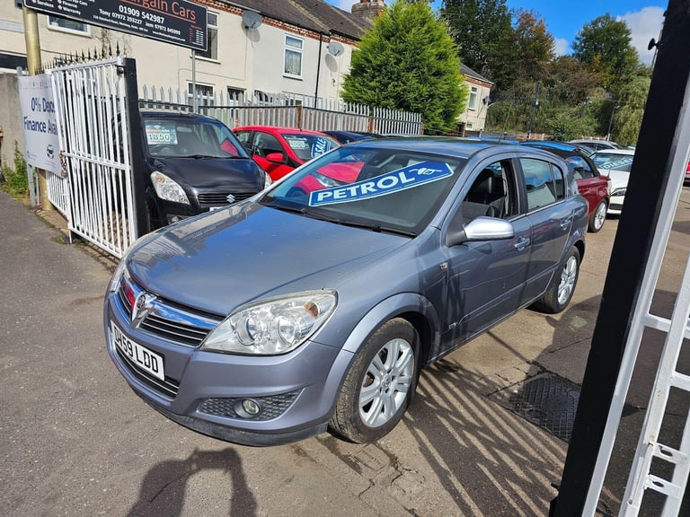2009 Vauxhall Astra 1.6i 16v Design 5dr HATCHBACK Petrol Manual