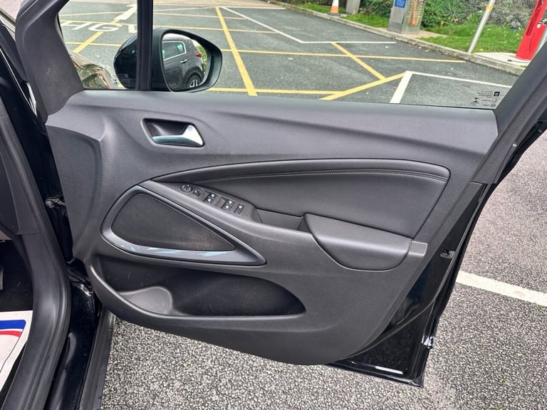 2021 Vauxhall Crossland 1.2 Turbo Elite 5dr HATCHBACK PETROL Manual