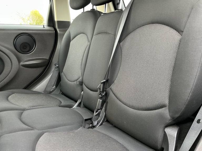 2012 MINI Countryman 1.6 Cooper Euro 5 (s/s) 5dr HATCHBACK Petrol Manual