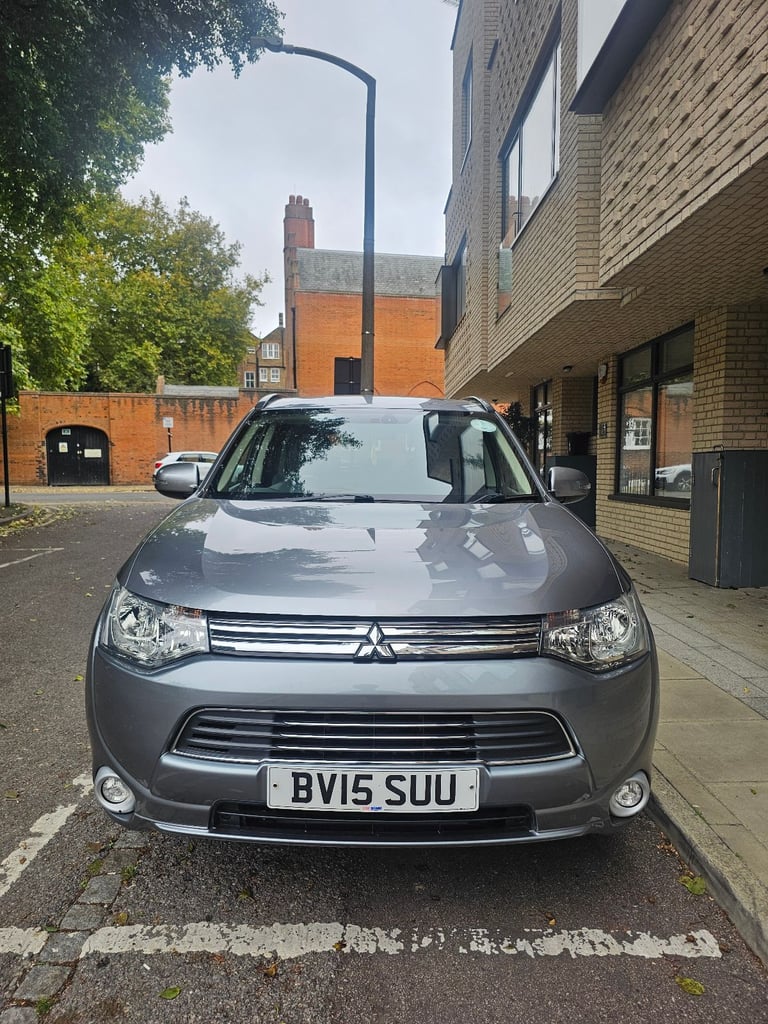 Mitsubishi, OUTLANDER, Estate, 2015, Other, 1998 (cc), 5 doors