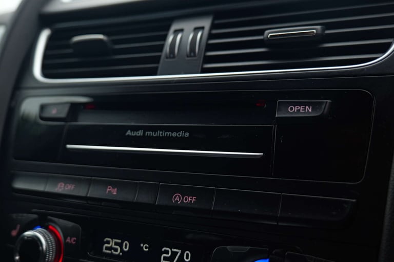 2014 Audi A4 2.0 A4 S Line TDI 4dr Saloon Diesel Manual