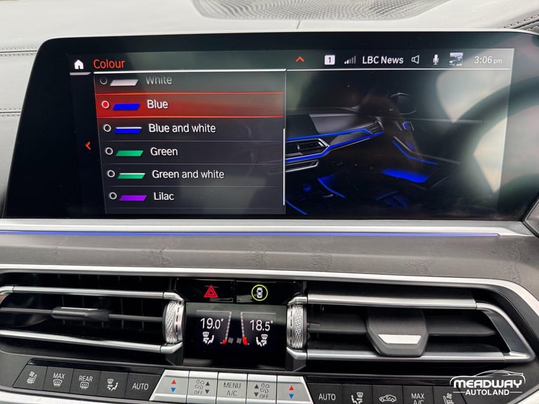 2022 BMW X7 4.4 M50i V8 Dark Shadow Edition SUV 5dr Petrol Auto xDrive Euro 6 (s/s) (53 ESTATE Pe...