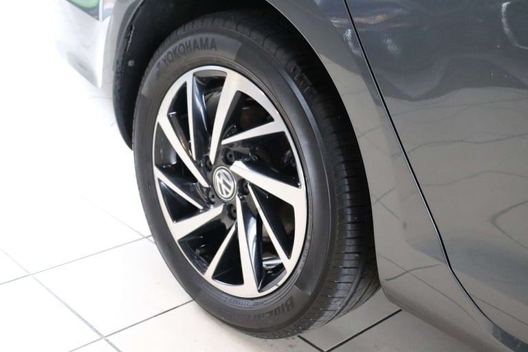 2019 Volkswagen Golf 1.6 Golf Match TDI Semi-Auto 5dr Estate Diesel Automatic