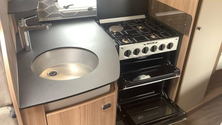 2018 Swift  Bessacarr 584 4 berth 4 belts Motorhome Motorhome Diesel Manual