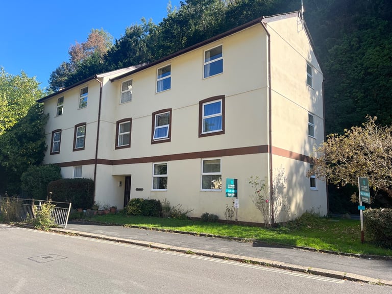 Short term rental of flat in Ashburton 