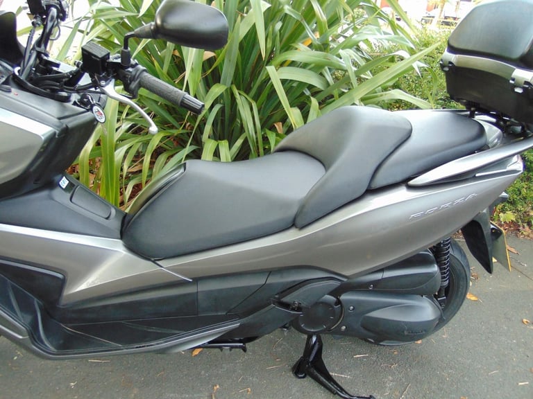 Honda NSS 300 A-D 2016 Forza 300cc Automatic Scooter low miles serviced new MOT 