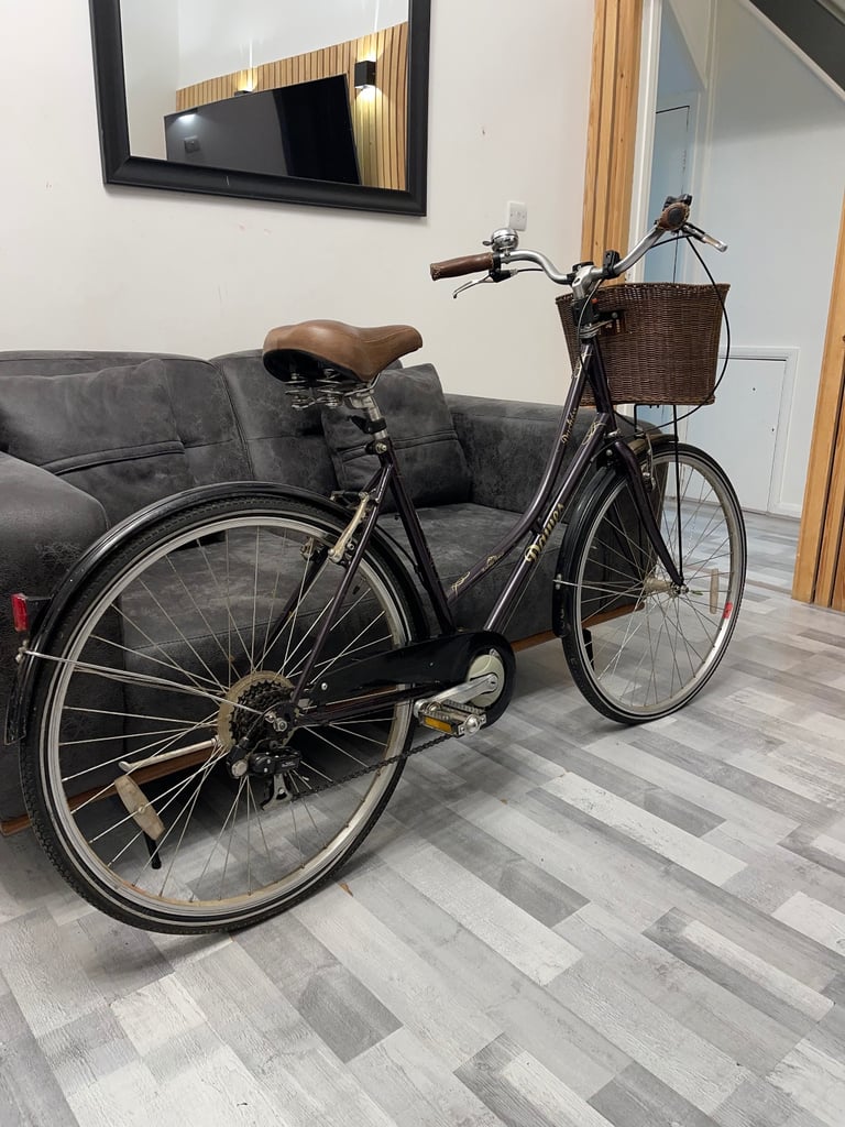 Dawes Duchess Women's Heritage Bike Plum, 19” Frame
