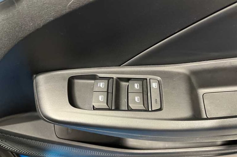 2025 MG MG3 1.5 Hybrid+ MHEV Trophy Hatchback 5dr Petrol Hybrid Auto Euro 6 (s/s) (194  Hatchback...