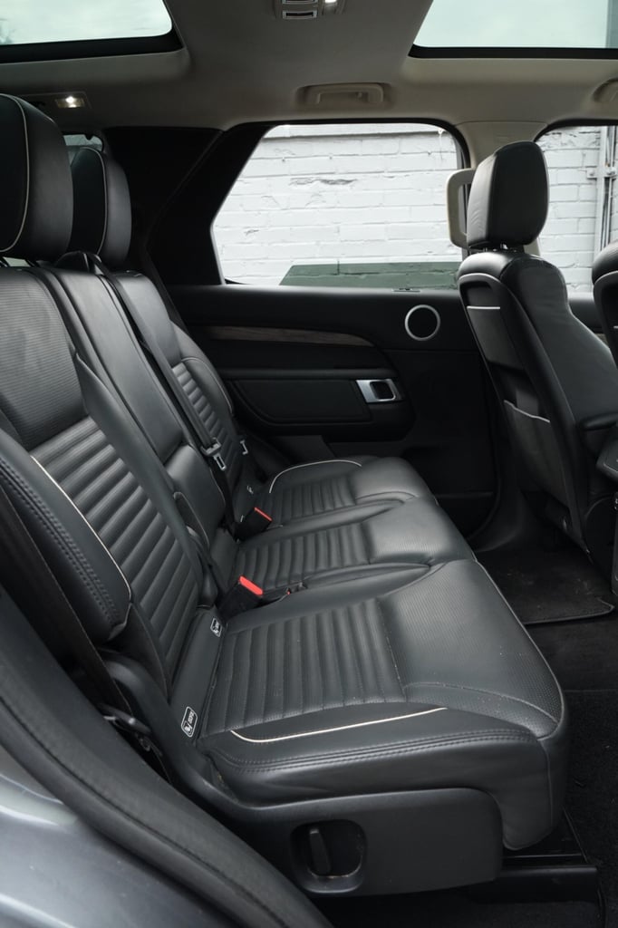 2019 Land Rover Discovery 3.0 SD V6 HSE Auto 4WD Euro 6 (s/s) 5dr ESTATE Diesel Automatic