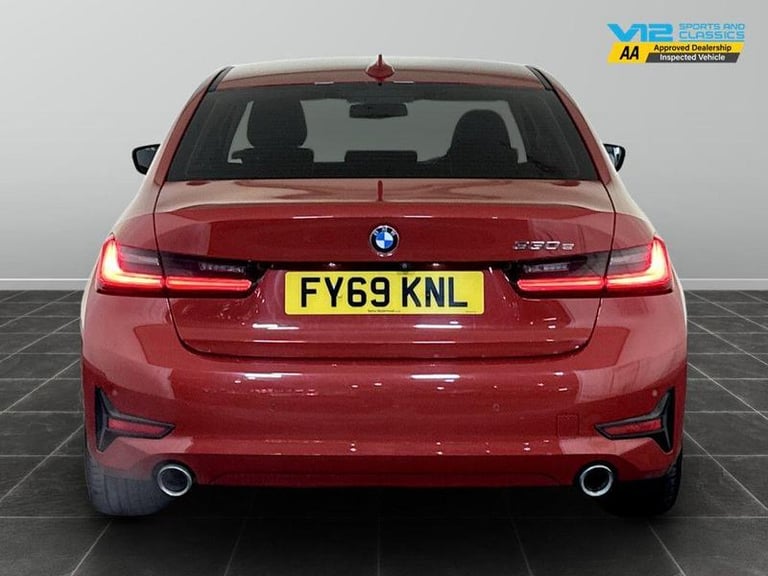 2019 BMW 3 Series 2.0 330e 12kWh SE Pro Auto Euro 6 (s/s) 4dr Automatic Saloon Hybrid Automatic