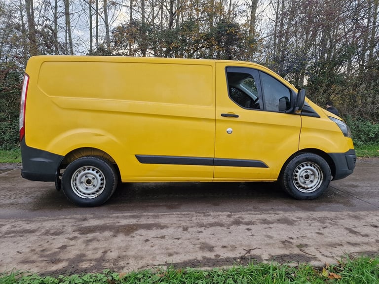 2017 Ford Transit Custom  Yellow  Drives Perfect  10m MOT  Ex AA  ULEZ