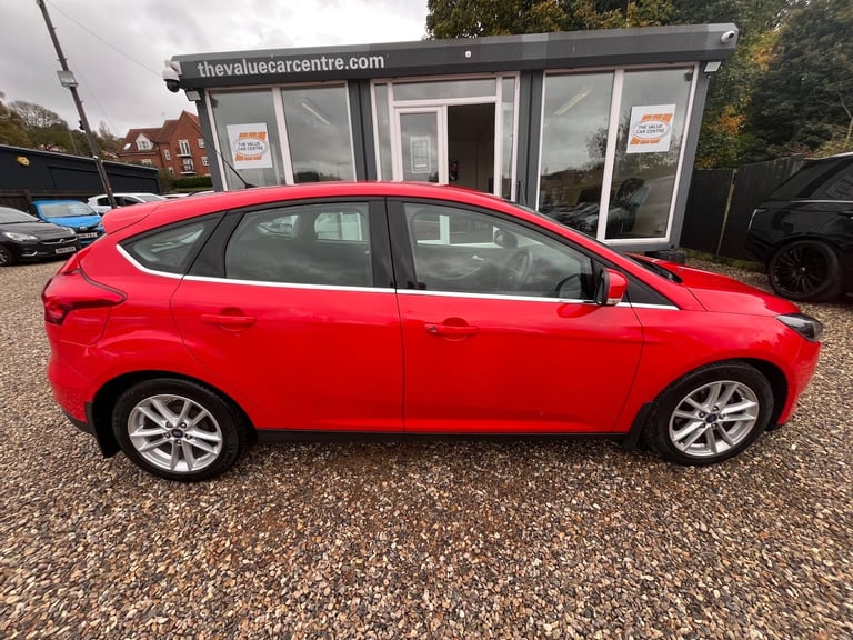 2015 Ford Focus 1.0 EcoBoost 125 Zetec 5dr HATCHBACK PETROL Manual