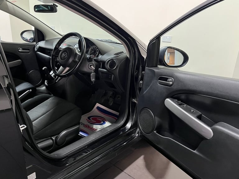 2013 Mazda Mazda2 1.3 Tamura 5dr HATCHBACK PETROL Manual