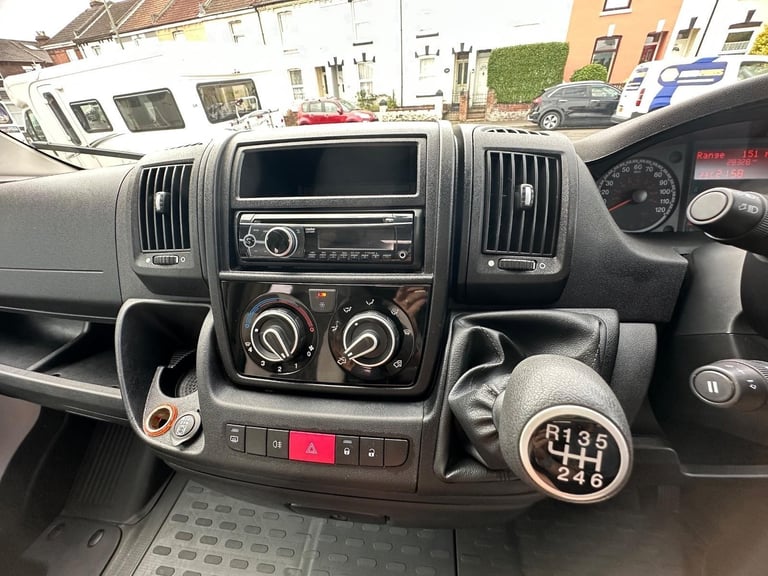 Roller Team Auto-Roller 694 4 berth DIESEL MANUAL 2014/14