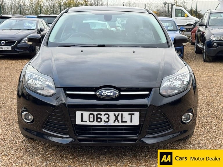 2014 Ford Focus 1.0 125 EcoBoost Titanium 5dr HATCHBACK PETROL Manual